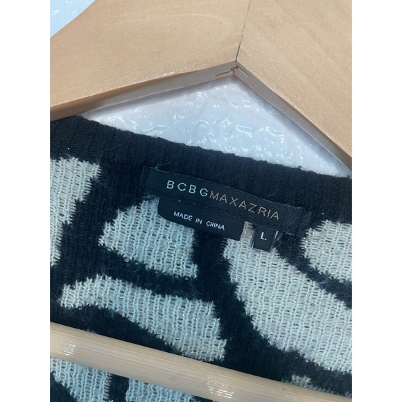 BCBG MaxAzria Large Animal Print Sweater Vest - Picture 3 of 6